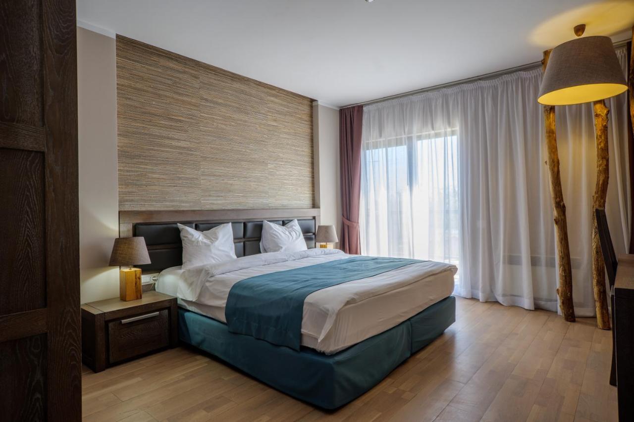 Delta Boutique & Carmen Silva Resort Crisan  Exteriör bild