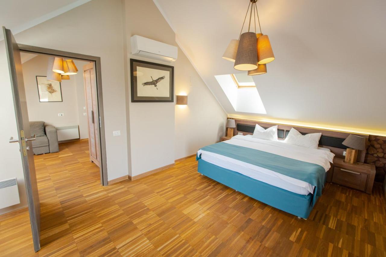 Delta Boutique & Carmen Silva Resort Crisan  Exteriör bild